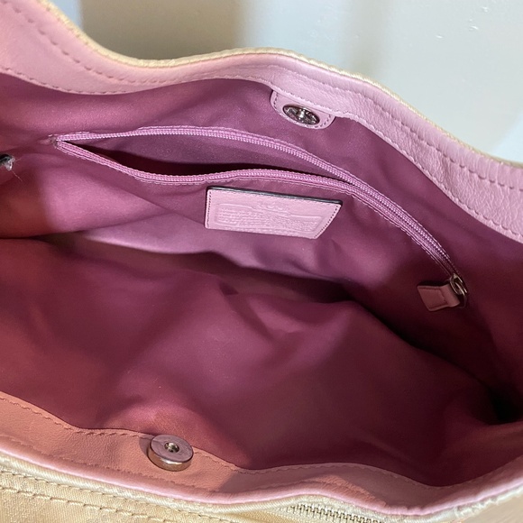 COACH Madison Op Art Maggie Shoulder Bag. In great condition! - Picture 8 of 11